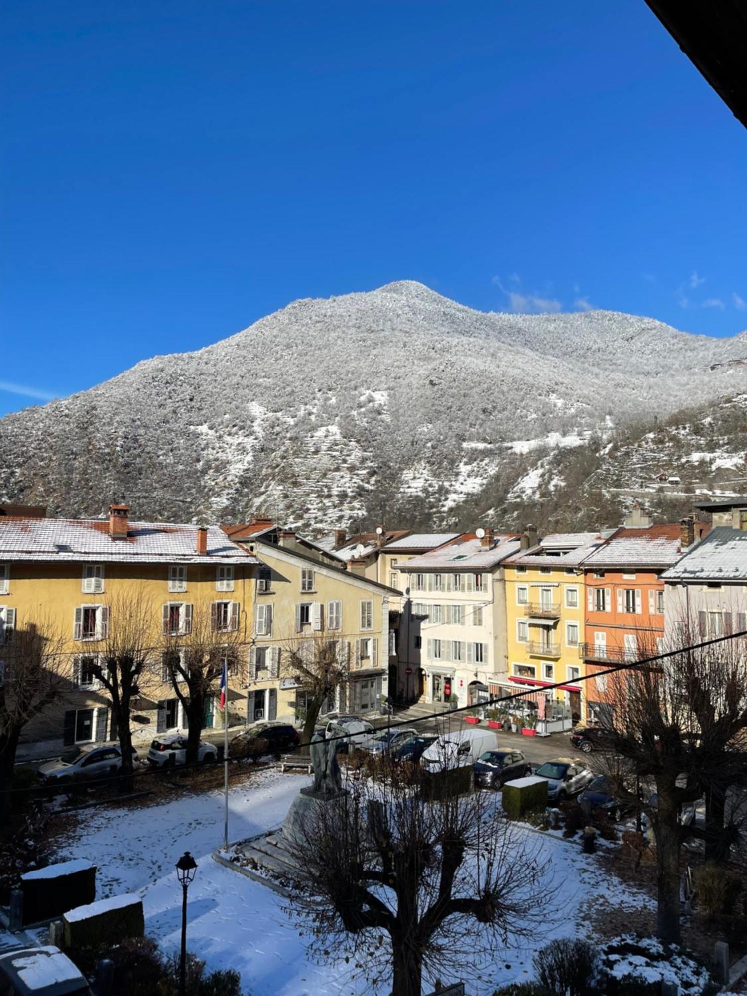 La Montagnette L Ours T1 Maison En Travaux De 10H A 17H Мутье Экстерьер фото
